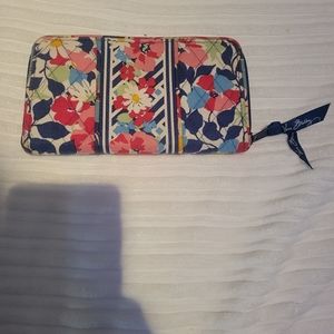 Vera Bradley summer cottage wallet